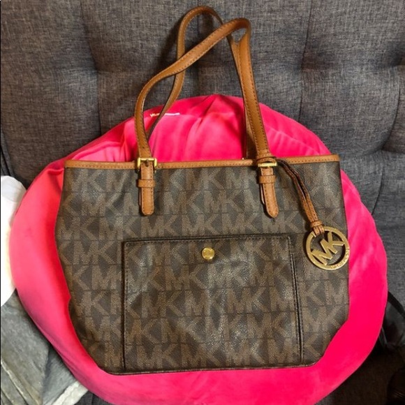 Michael Kors Handbags - Michael kors bag